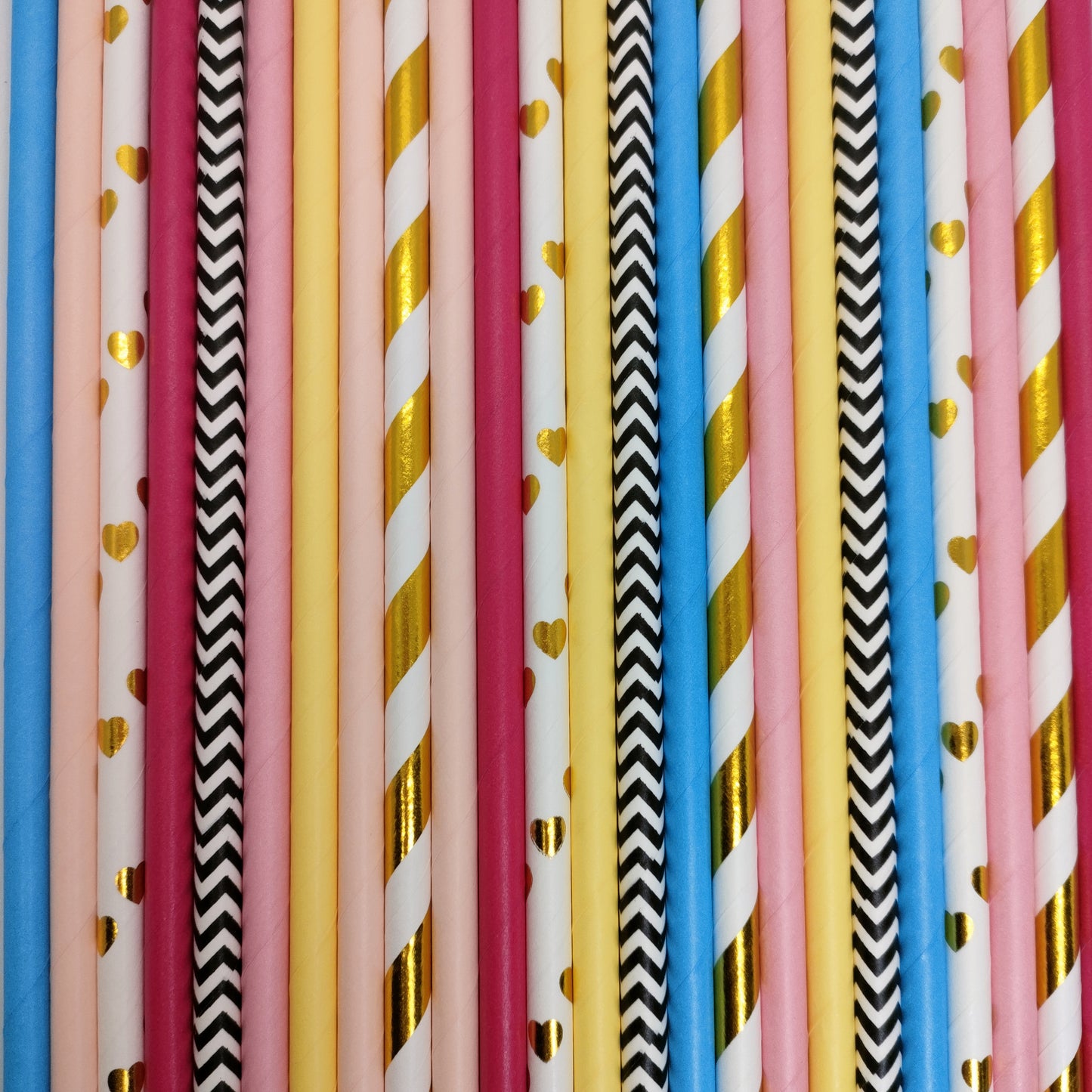 Pop of Colour - Alice in Wonderland Paper Straws